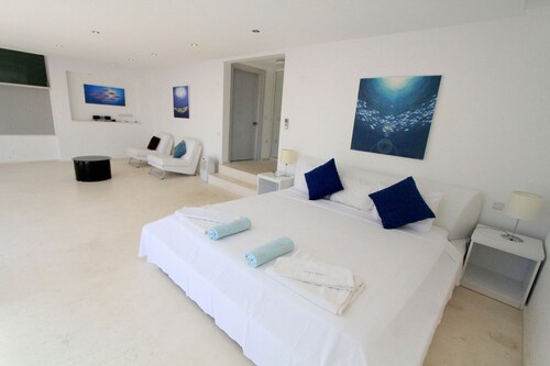 Luxury 5 bedroom detached villa with private pool in kisla kalkan - Kalkan