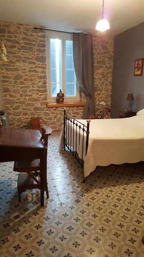 Tres belle maison de ville en pierre avec piscine chauffee - Carcassonne