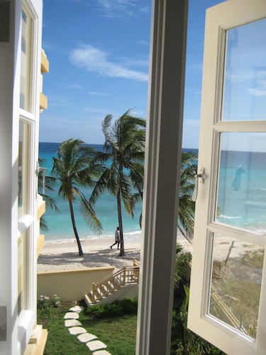 Luxury apartment in st lawrence gap with beachfront balcony to soak up the sun - Barbados