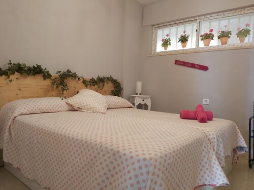 Front apartment to the sea with spectacular views to the beach. parking and wifi - Cádiz