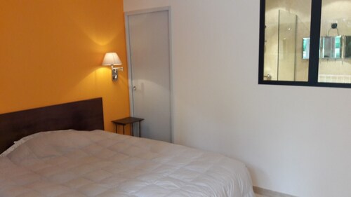 Cannes très bel appartement 100m² _ 3 chambres _ à 10mn à pied de "la croisette" - Mougins