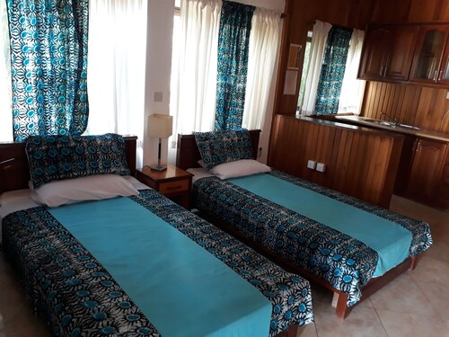 A home away from home, peaceful, tranquil a perfect get away for your family - Kumasi