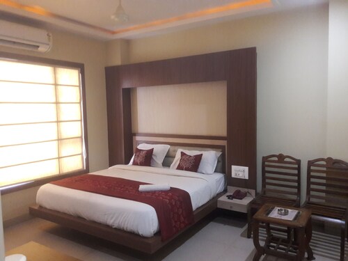 Sunrise hotel jhansi - Orchha