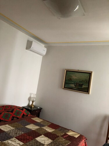 Apartments in villa with private park and swimming pool, free wi-fi free parking. - Paestum