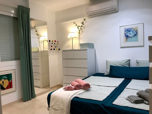 Large 3 bedrooms apartment close to marina - Estepona