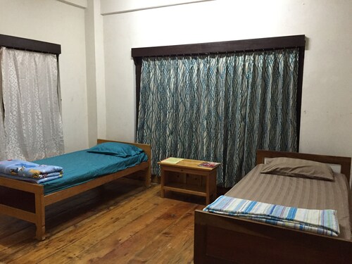 "happy independent apartments" in thimphu, bhutan...for budget travellers. - Bhutan