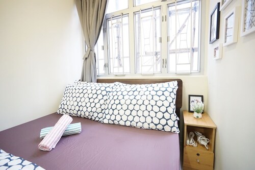 New setup/big beds, bright & chill place - Shenzhen