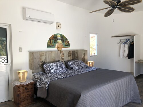 Casa de cocos:  a private family friendly beachfront house with a/c and wifi - Telchac Puerto