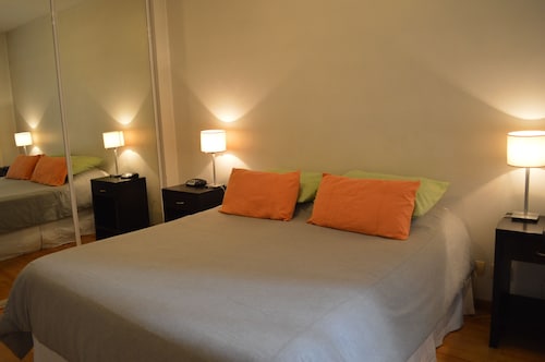 Lovely and full furnished apartment for two pax near teatro colon, and recoleta - Argentina
