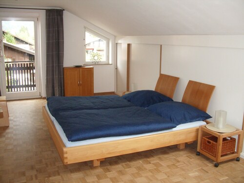Spacious bright 3-room apartment with 2 bedrooms. and 2 bathrooms, very quiet. - Mittenwald