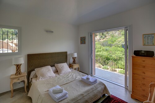 Palombaggia villa 3 schlafzimmer beheizter, umzäunter pool jacuzzi porto vecchio - Korsika