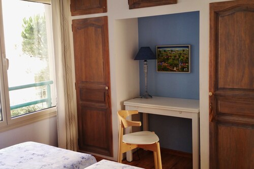 3-room apartment with air conditioning for 4 to 6 people 70m², loggia, parking, toulouse center, beautiful apartment. - Toulouse