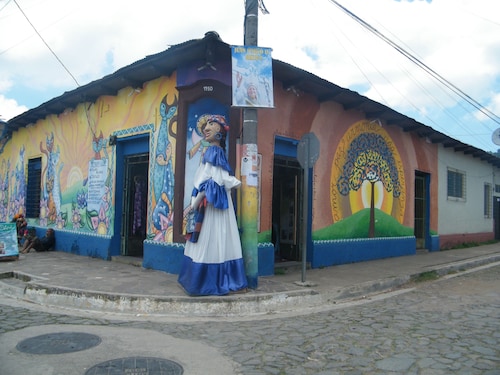 Los canitos - El Salvador