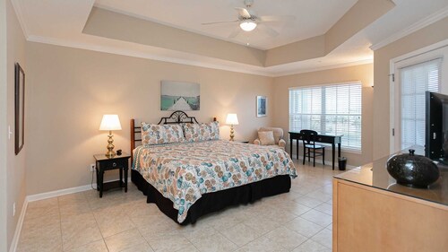Ocean side 3 bedroom , the villas of ocean gate 304, sleeps 8 - St. Augustine Beach