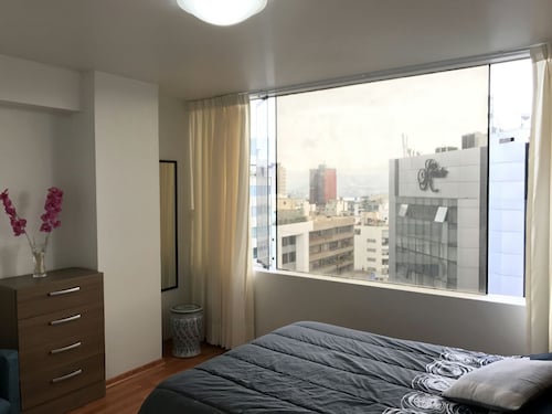 Miraflores: beautiful deluxe apartment+gym #1 - Lima