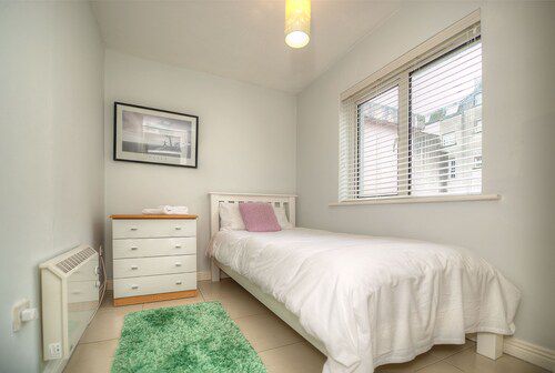 #6 city centre townhouse - Galway