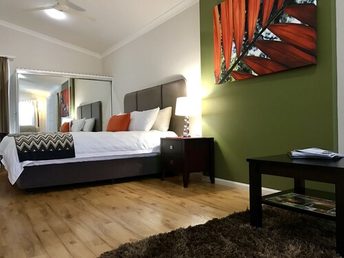 Camelot boutique accommodations - Gold Coast