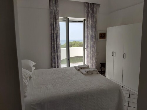 La limonaia - splendida casa panoramica, discesa a mare privata, centrale ischia - Ischia