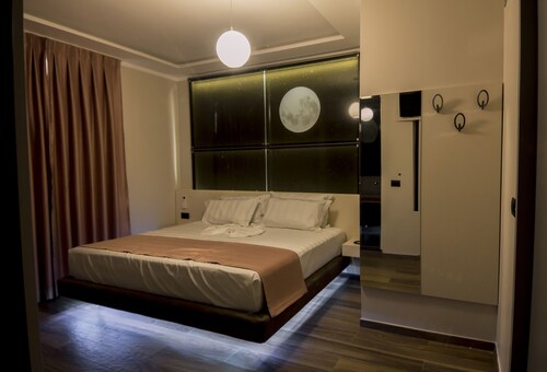 Pandora residence tirana - doppelzimmer mit türkischem bad - keller - Albanien