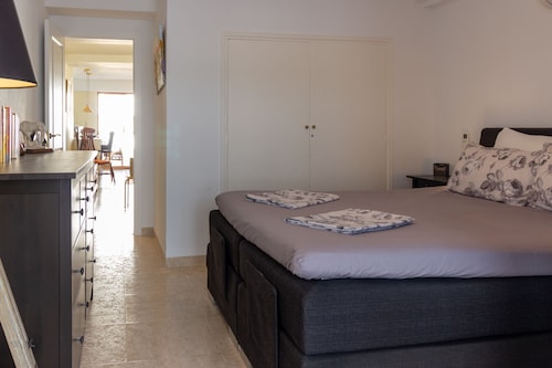 Direct to the sea apartment in walking distance to the center. - Altea