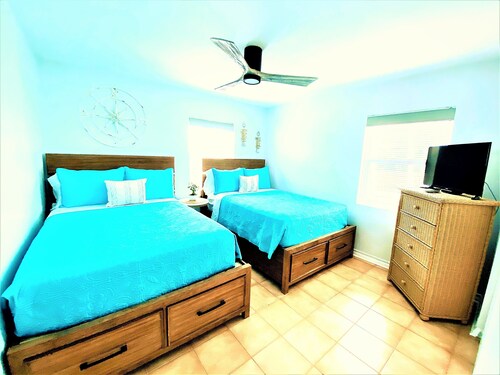 Fl keys waterfront pool home 3 chambres 2 bains 8 couchages avec 60 pieds d'impuretés - Florida Keys