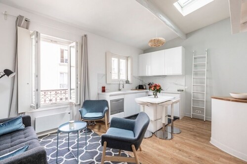 Your picture perfect home in 7eme near rue cler - Paris