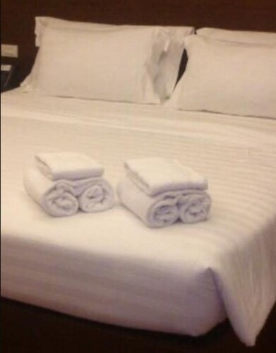 2 bedroom condo available at tivoli garden residences luxury resort makati - Manila