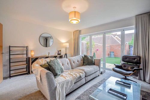 Maidenhead Aparthotels and Serviced Apartments cozycozy