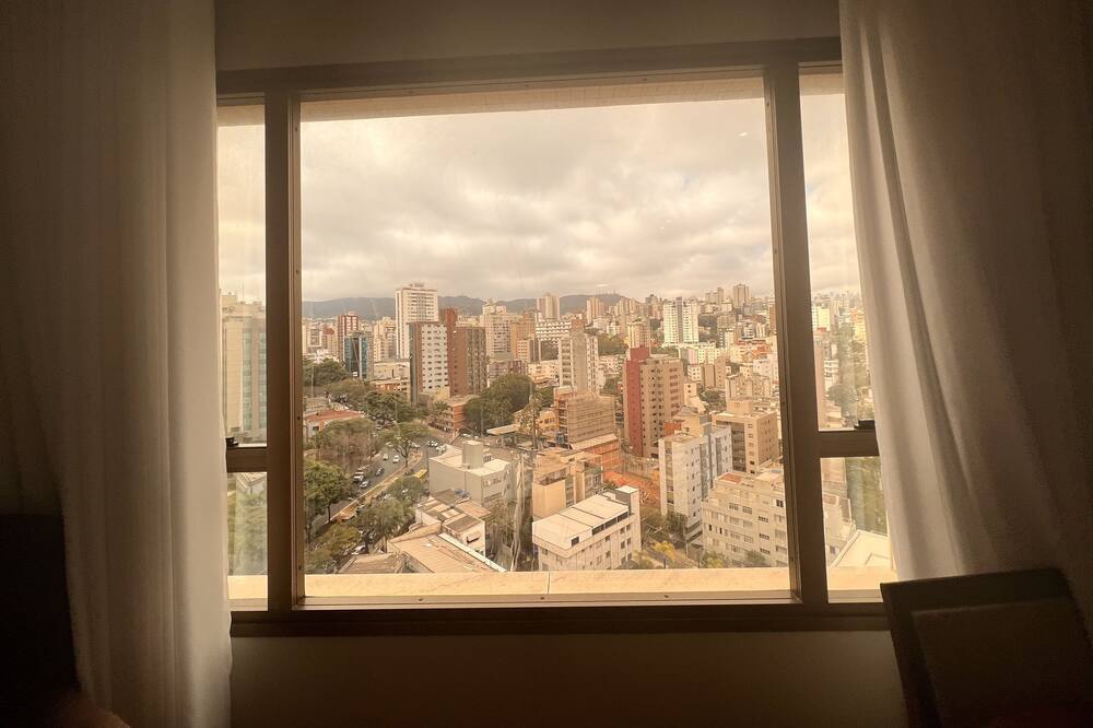 Charming 1-bedroom Hotel Mercure Lourdes Bh W/ Pool - Belo Horizonte