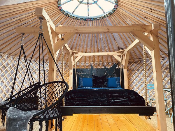 Yurt Freya Is A Traditional Mongolian Yurt With A Little Extra. - Islande