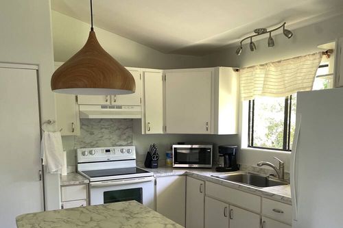 Hawi, HI Vacation Rentals and Airbnb cozycozy