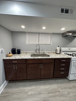 West Elsdon Chicago airbnb, hotels and vacation rentals