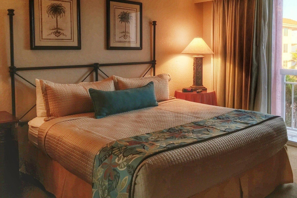 Two Bedroom Beautiful Condo, Palm Beach Shores, Fl (2552011) - The Bahamas