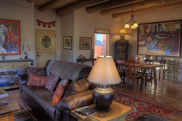 Artist Owned Adobe Style Home Featured On Nbc's Today Show - Taos, NM