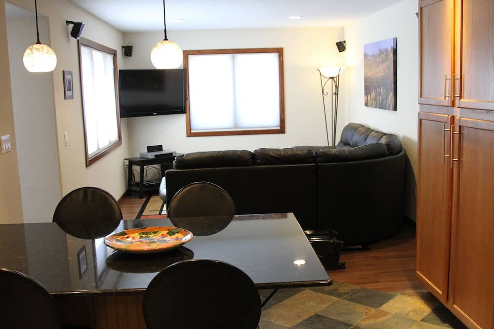 Vacation In Style In Downtown Leadville - Colorado