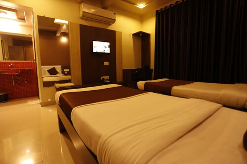 Hotel Sanket Inn - Pune