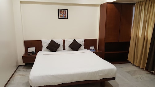 Hotel Executive Residency - Pune