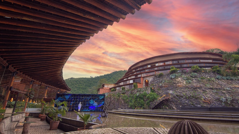 El Santuario Resort & Spa - Mexico