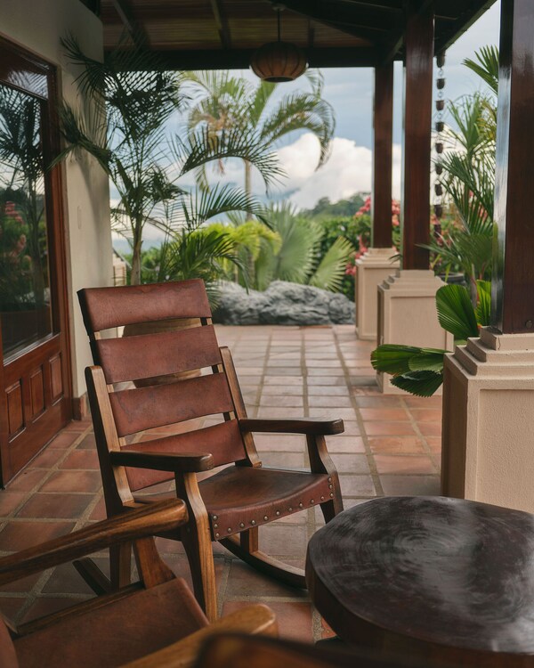 Enchanting Villa W/large Pool, Lush Gardens, Great Views, & Total Privacy - Costa Rica