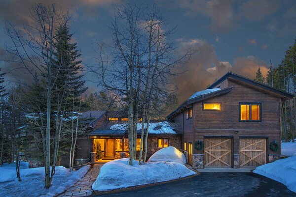 Greatdatesstillavailable!ski In&out/hottub/wifi/pooltable/fireplaces/greatlayout - Breckenridge, CO