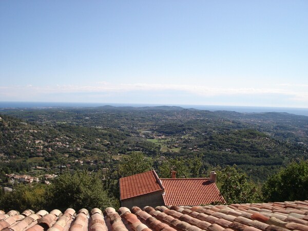 Beautiful Villa With Pool , Panoramic Veiws And Peaceful Environment - Grasse