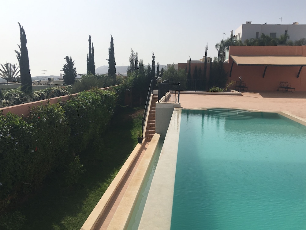 Spacious Comfortable Villa Ref T72024 - Agadir