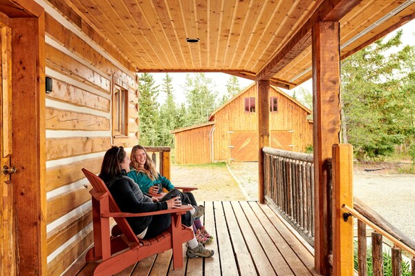 Beautiful And Comfortable Log Home With Mountain Views - Alaska