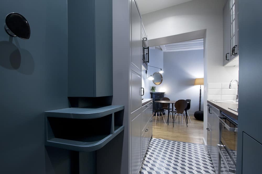 Apartment Fully Renovated Quartier Latin - 1 Bedroom -  1 Bathroom - Sleeps 3 - - Paris