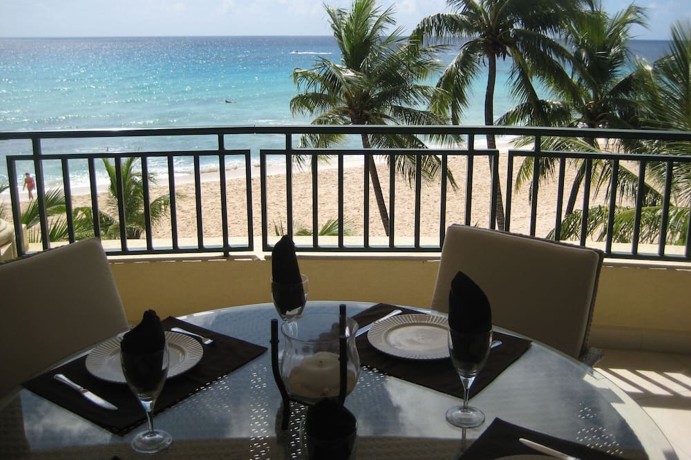 Beachfront Apartment In St Lawrence Gap Barbados - Barbade