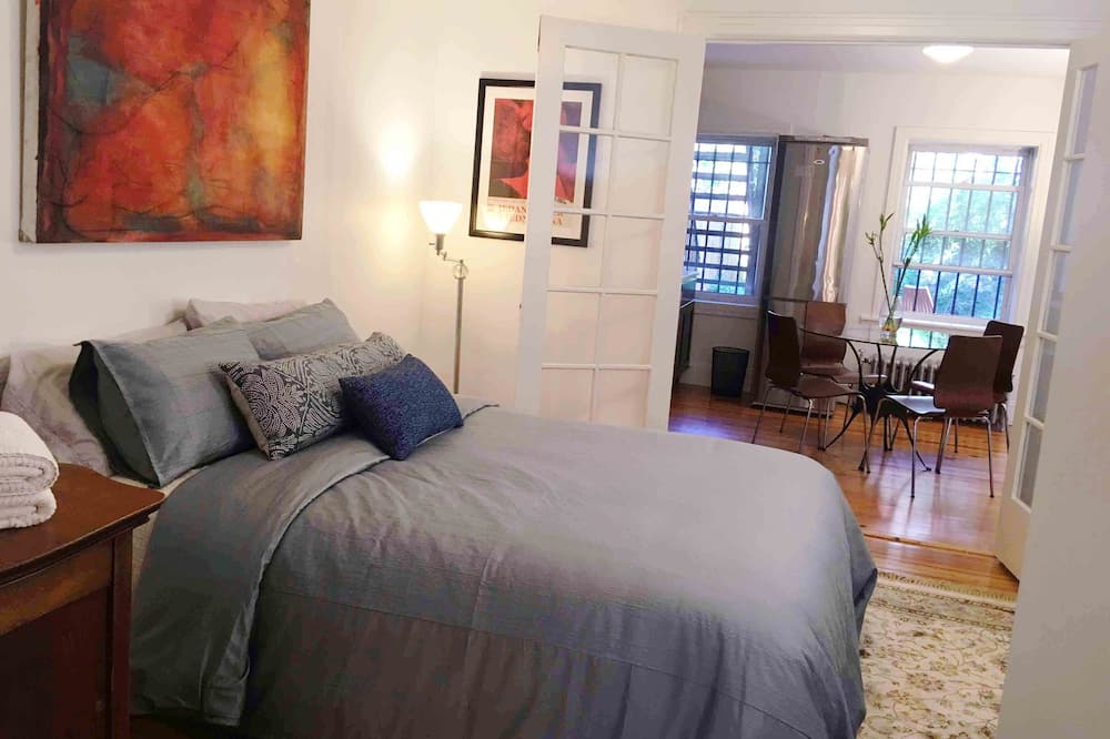 Classic Brooklyn Garden Apartment With Easy Access To Manhattan - New York