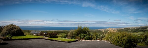 Una Cabaña úNica, Impresionantes Vistas Al Océano De Doolin Y Burren - 