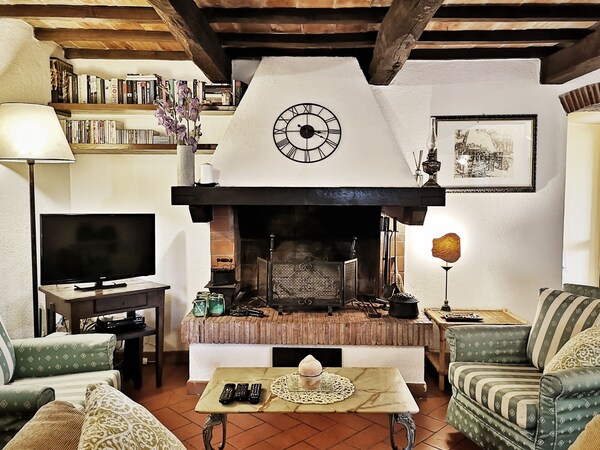Tuscan Stone Farmhouse With Private Pool - 