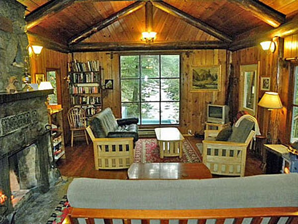 Total Seclusion, 50 Private Acres, 2000 Ft Riverfront, Mountain Cabin, Hot Tub - United States