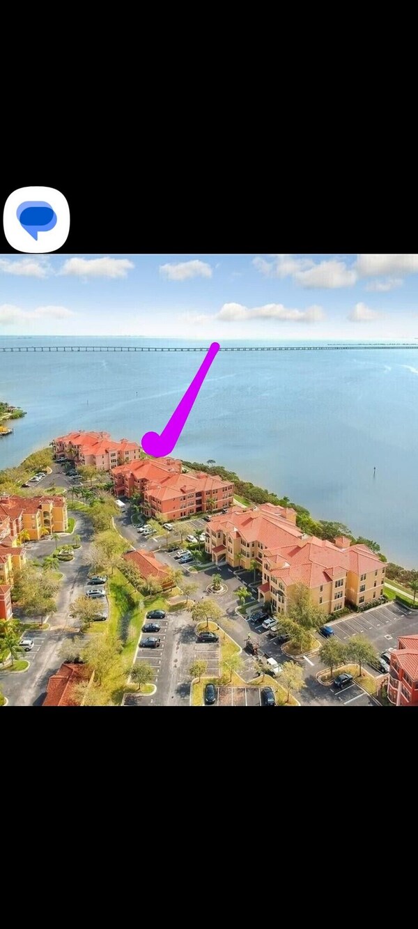 ***  2 Bd, 2 Bath  Luxury 5 Star Italian  Resort, On The Hedge Of The  Tampa Bay - Clearwater, FL